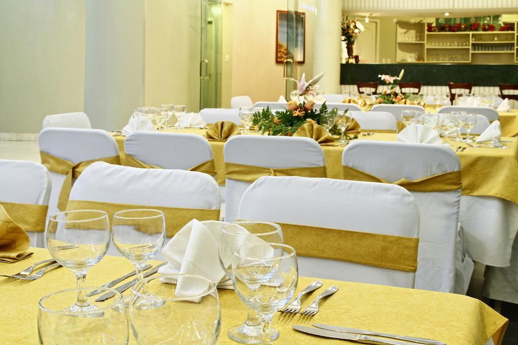 קואנקה Hotel Yanuncay מראה חיצוני תמונה