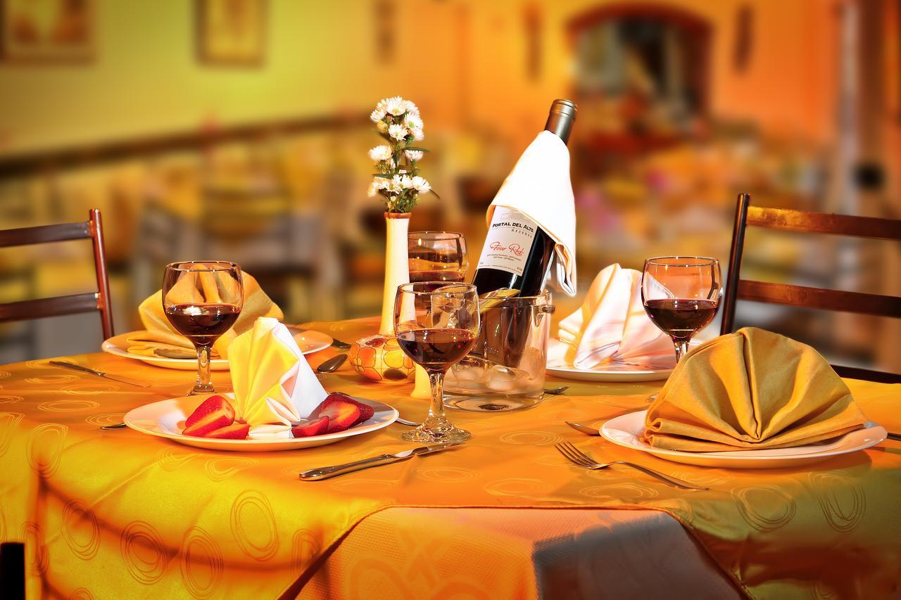 קואנקה Hotel Yanuncay מראה חיצוני תמונה